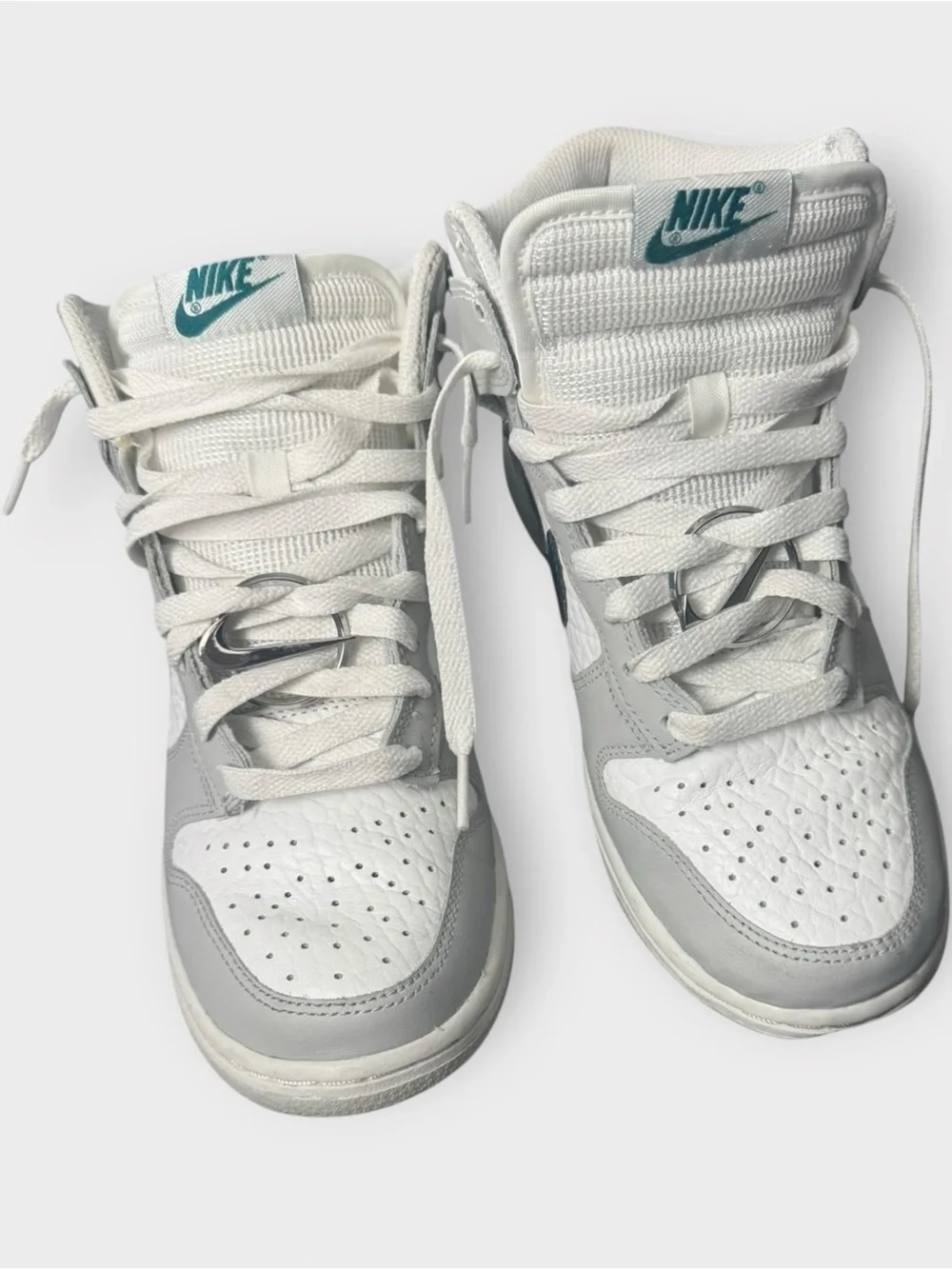 Nike Dunk High Women’s 6.5 White Grey Metallic Teal | Bling Ring | Clean EUC